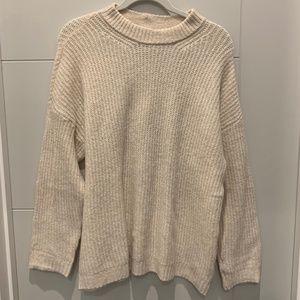 Oversized American Eagle cream sweater